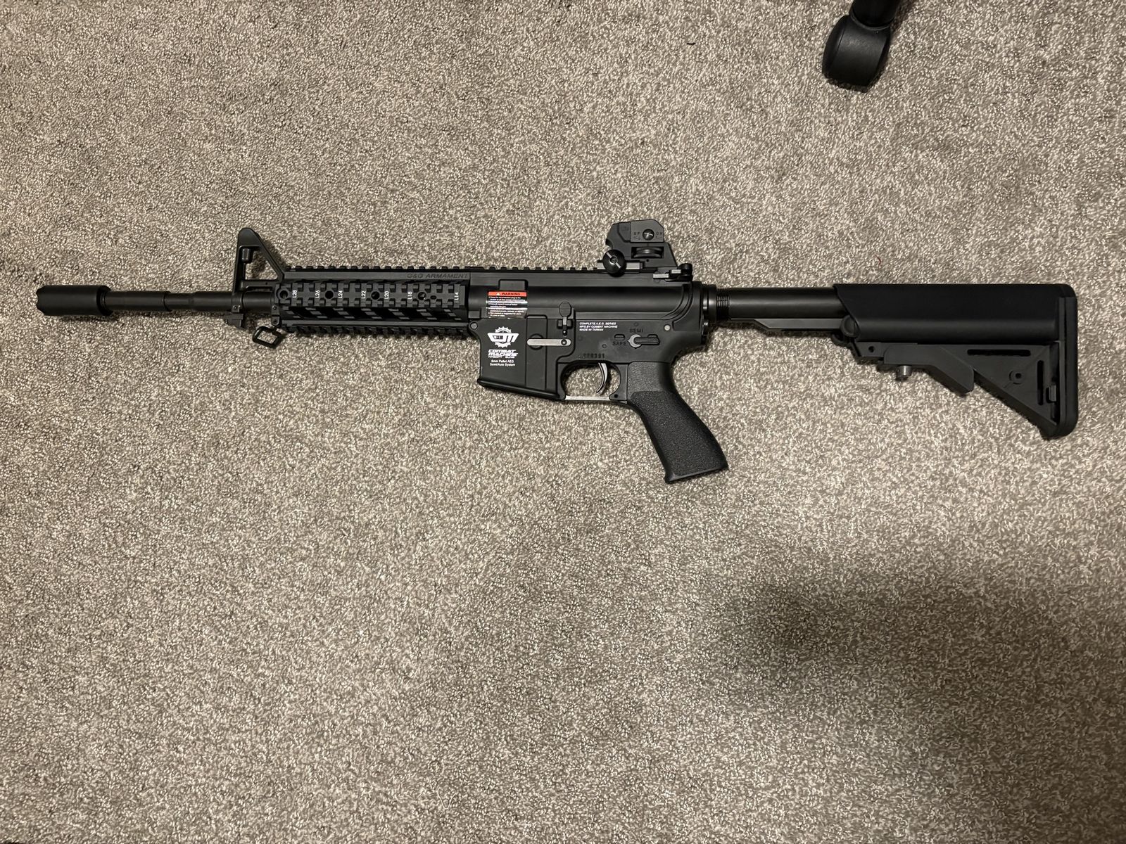 Combat Machine Airsoft Rifle w/ Acetech Tracer, Battery, Charger, & Ammo