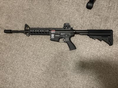 Combat Machine Airsoft Rifle w/ Acetech Tracer, Battery, Charger, & Ammo