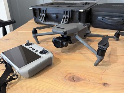 DJI Mavic 3 Classic Drone with Controller and Hard Carrying Cases