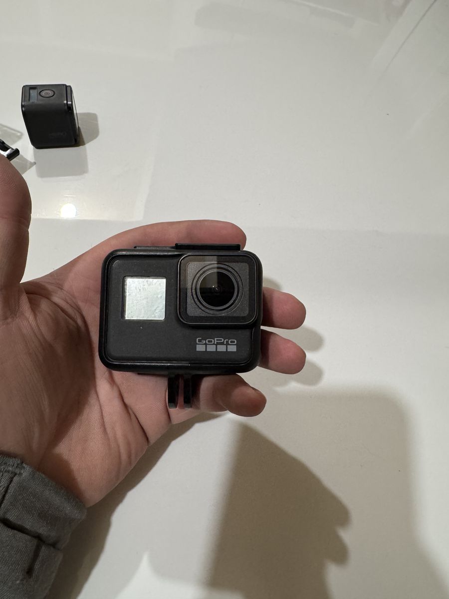 Gopro Black7 And GoPro Hero Session