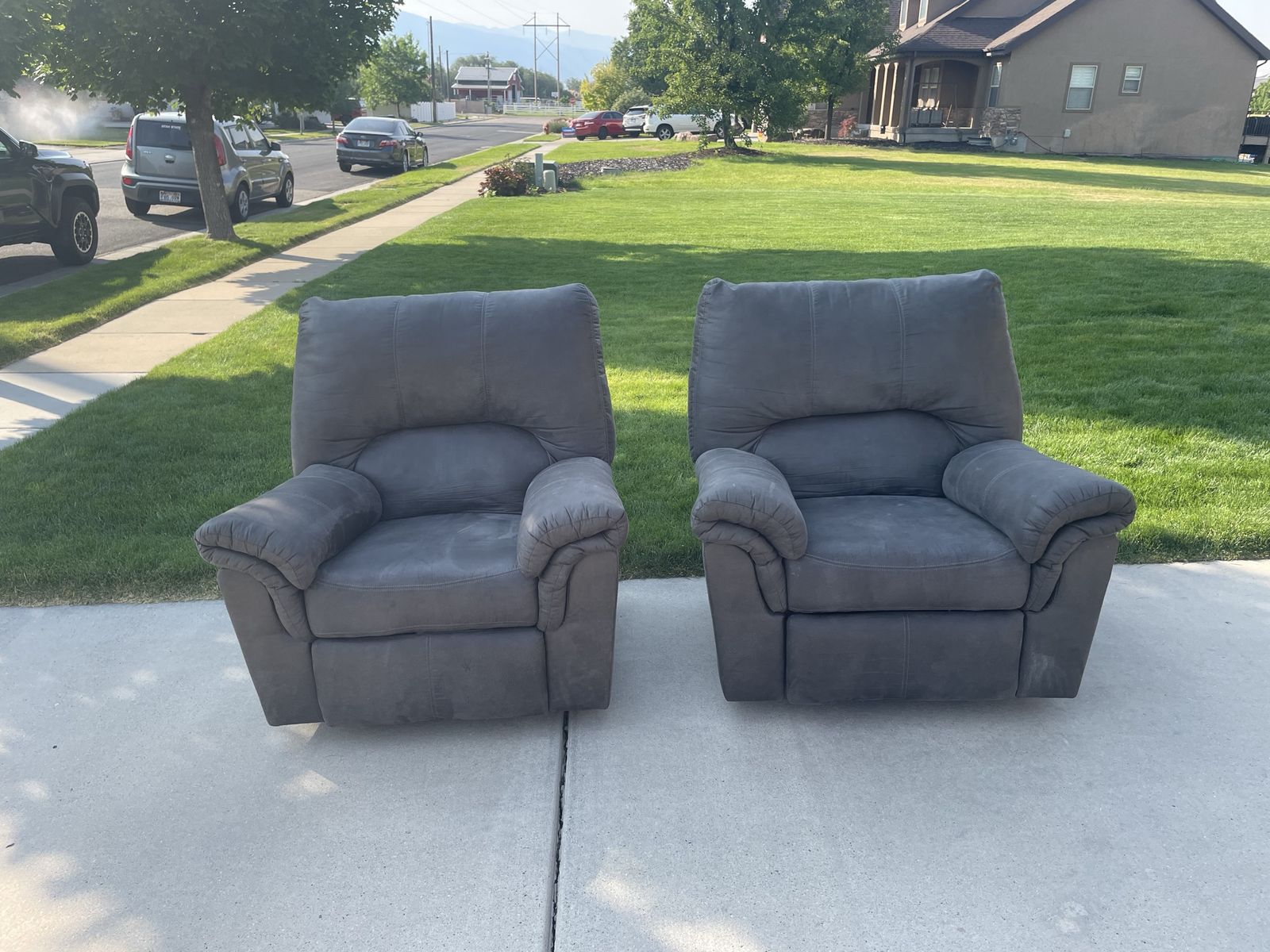 Pair of Grey Recliners (Can Deliver)