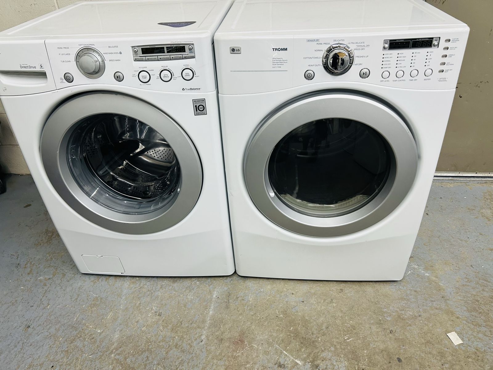LG washer and dryer set
