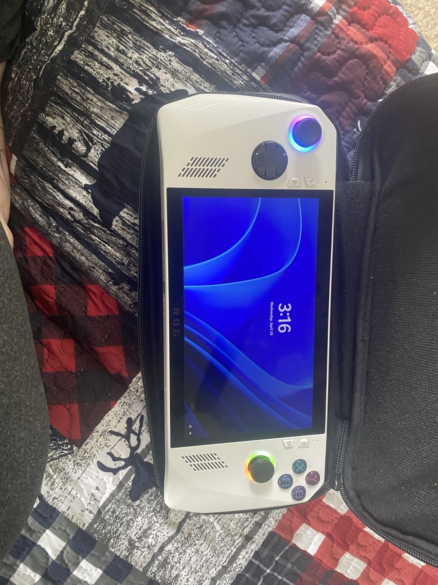 Ally rog z1 extreme new P.C. handheld plays Xboxto