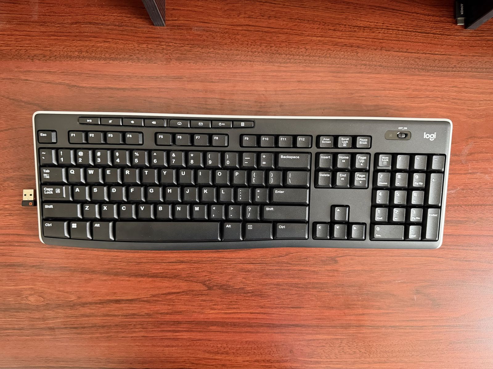 Logitech MK270 Wireless Keyboard and Mouse Combo