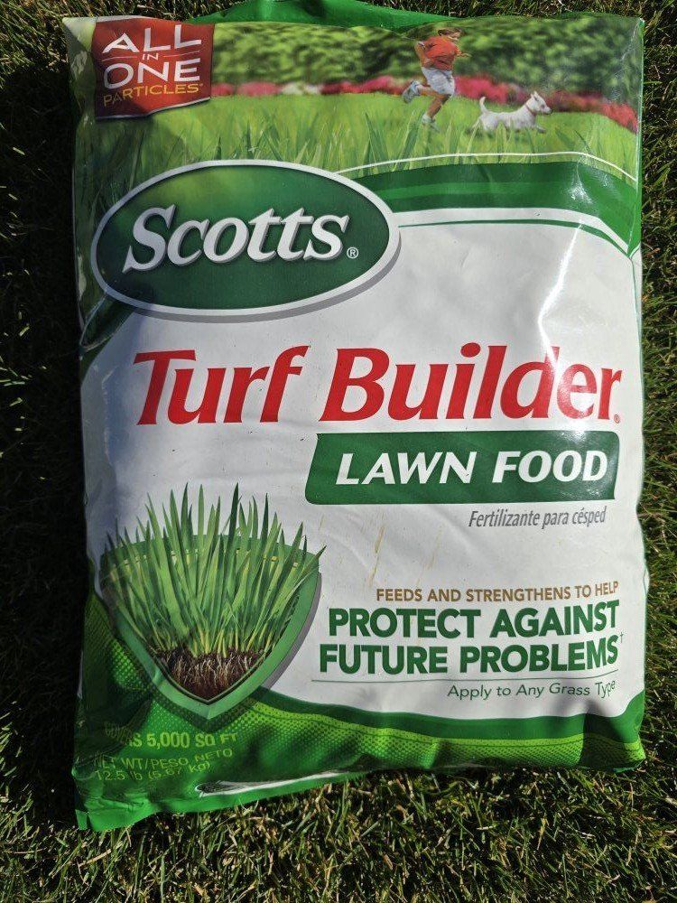 Scotts Turf Builder Lawn Food Fertilizer
