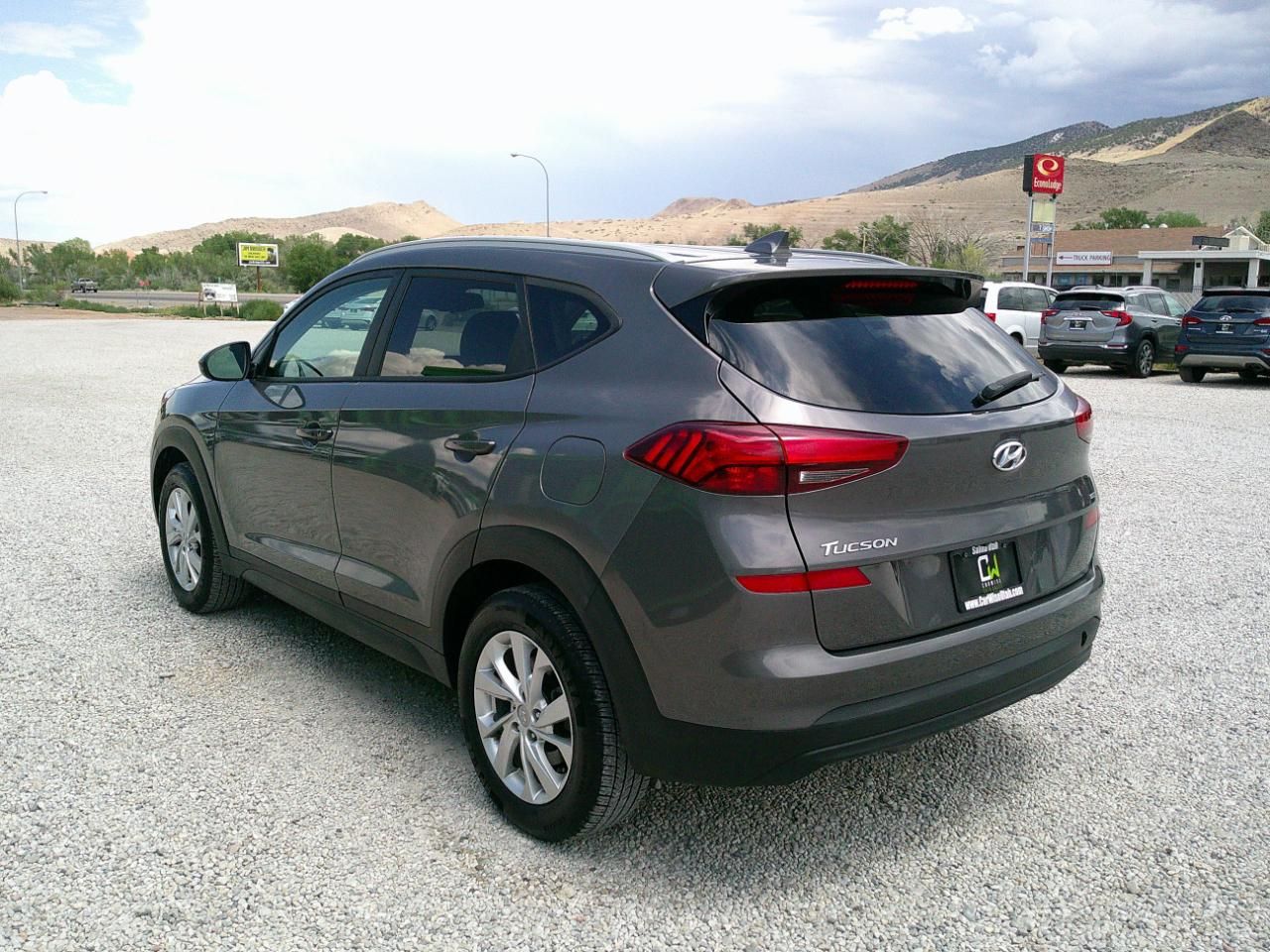 Main image 6