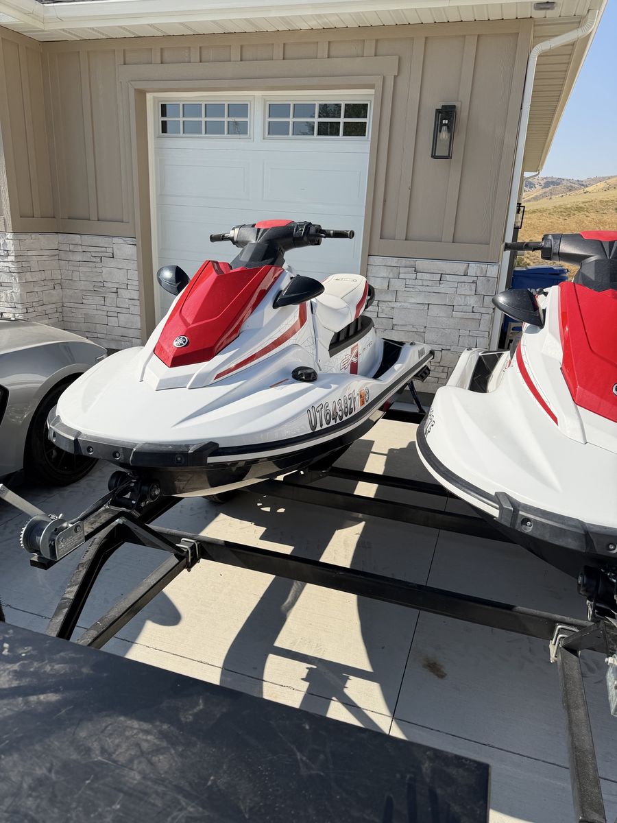 2 Yamaha wave runners, and the trailer