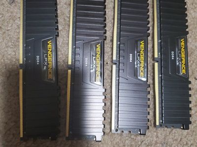 Corsair Vengeance LPX DDR4 Desktop RAM - 4x Sticks