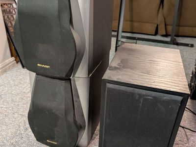 Pair of speakers and sub