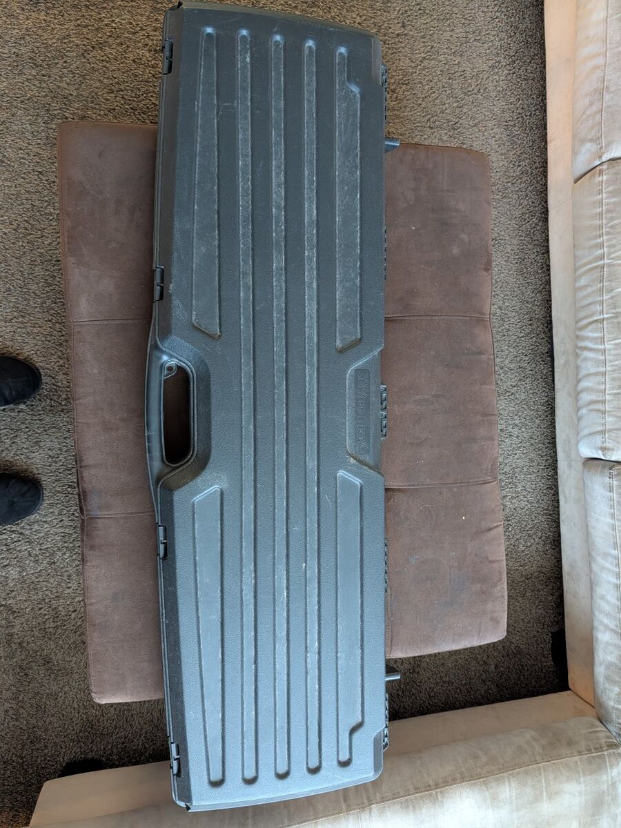 Plano gun guard double rifle case