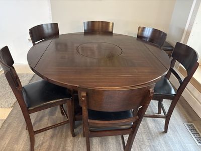 Large Wood Table w/ Chairs & Built In Lazy Suzan