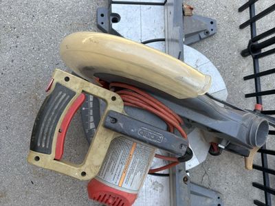 RIDGID Compound Miter Saw - Corded Power Tool
