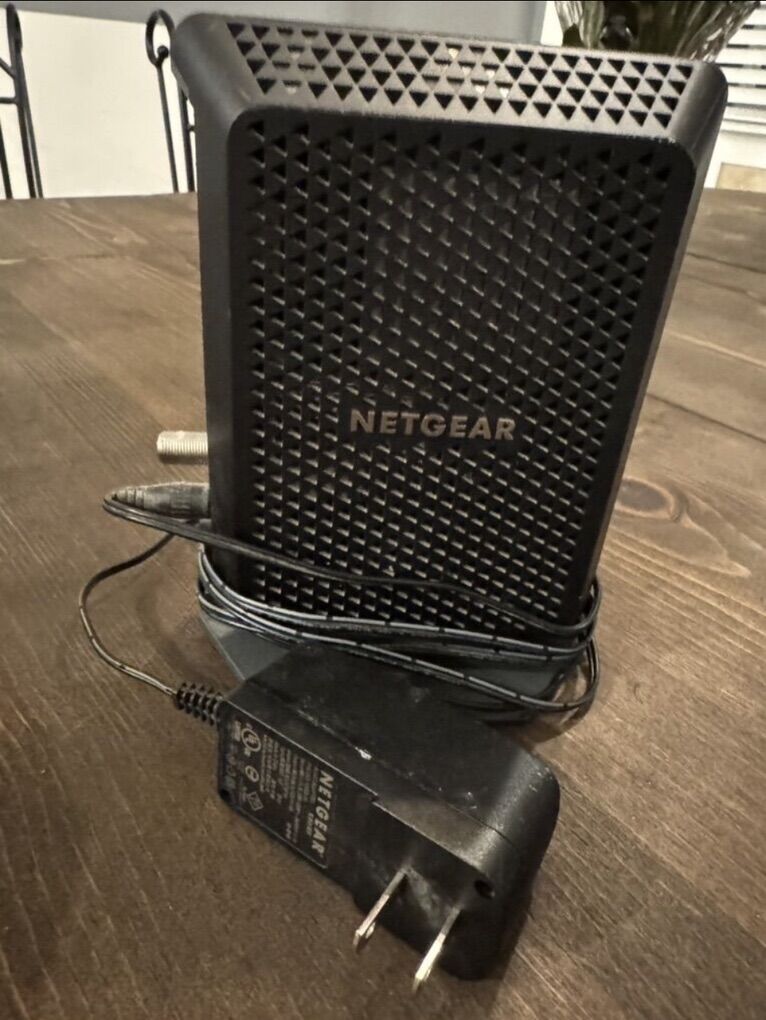 Netgear CM700 cable Modem