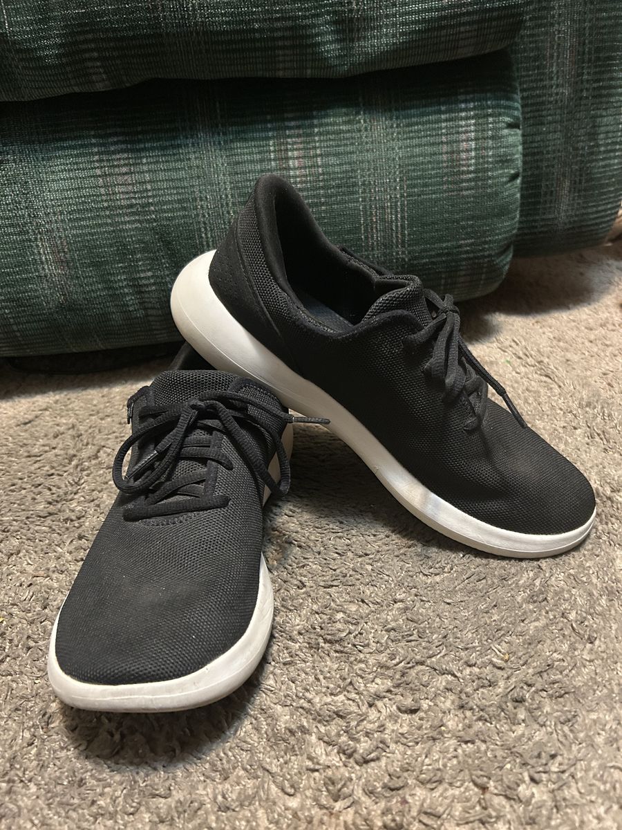 Men’s Shoes Kizik Hands Free Slip On Shoes – Size 10 – Great Condition