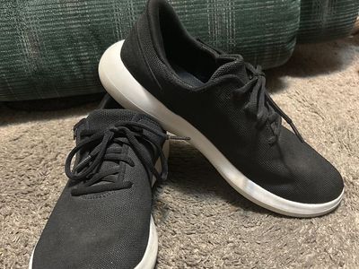 Men’s Shoes Kizik Hands Free Slip On Shoes – Size 10 – Great Condition