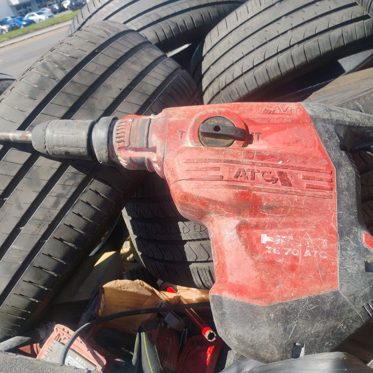 hilti TE70 at hammer drill, jackhammer