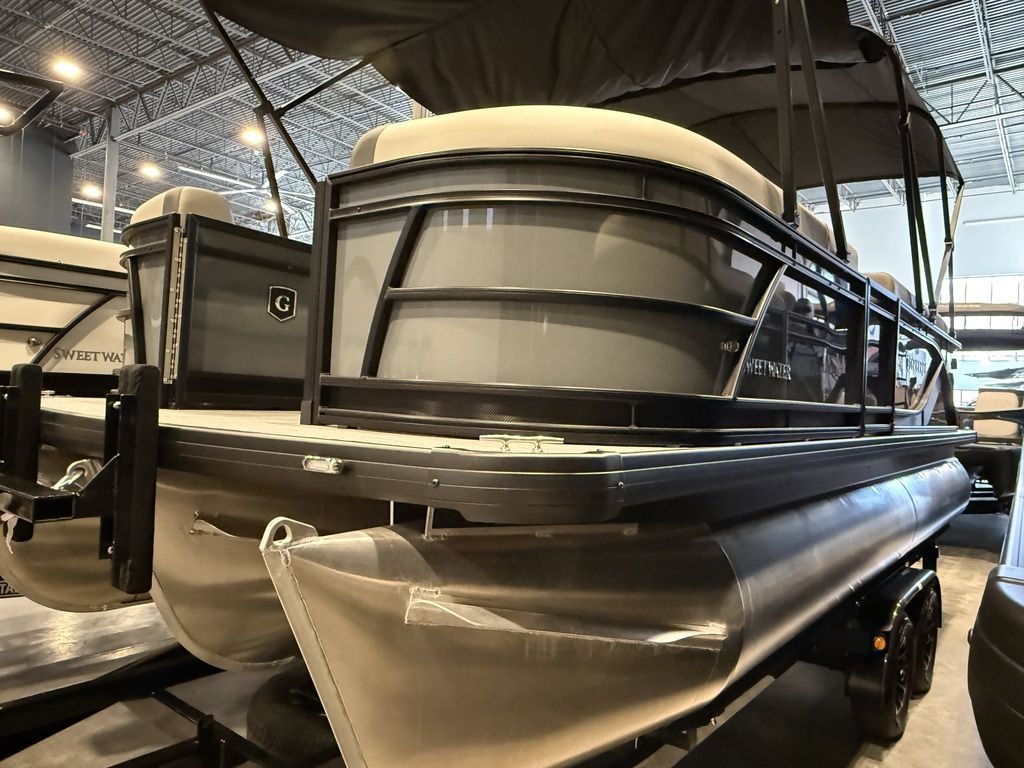 2026 Godfrey Pontoons Sweetwater 2086 C Sport Tube 27 in. Package