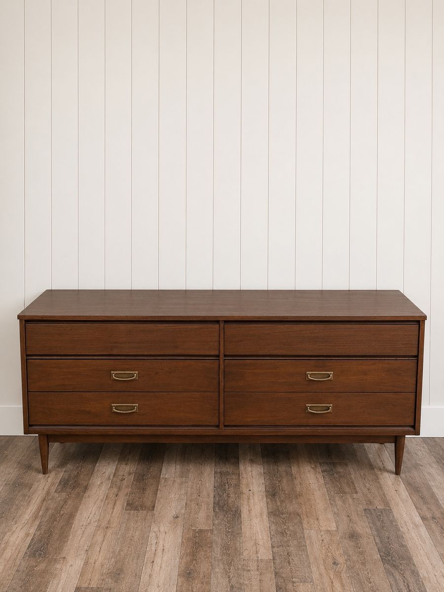 Stunning Bassett Mid Century Modern Dresser