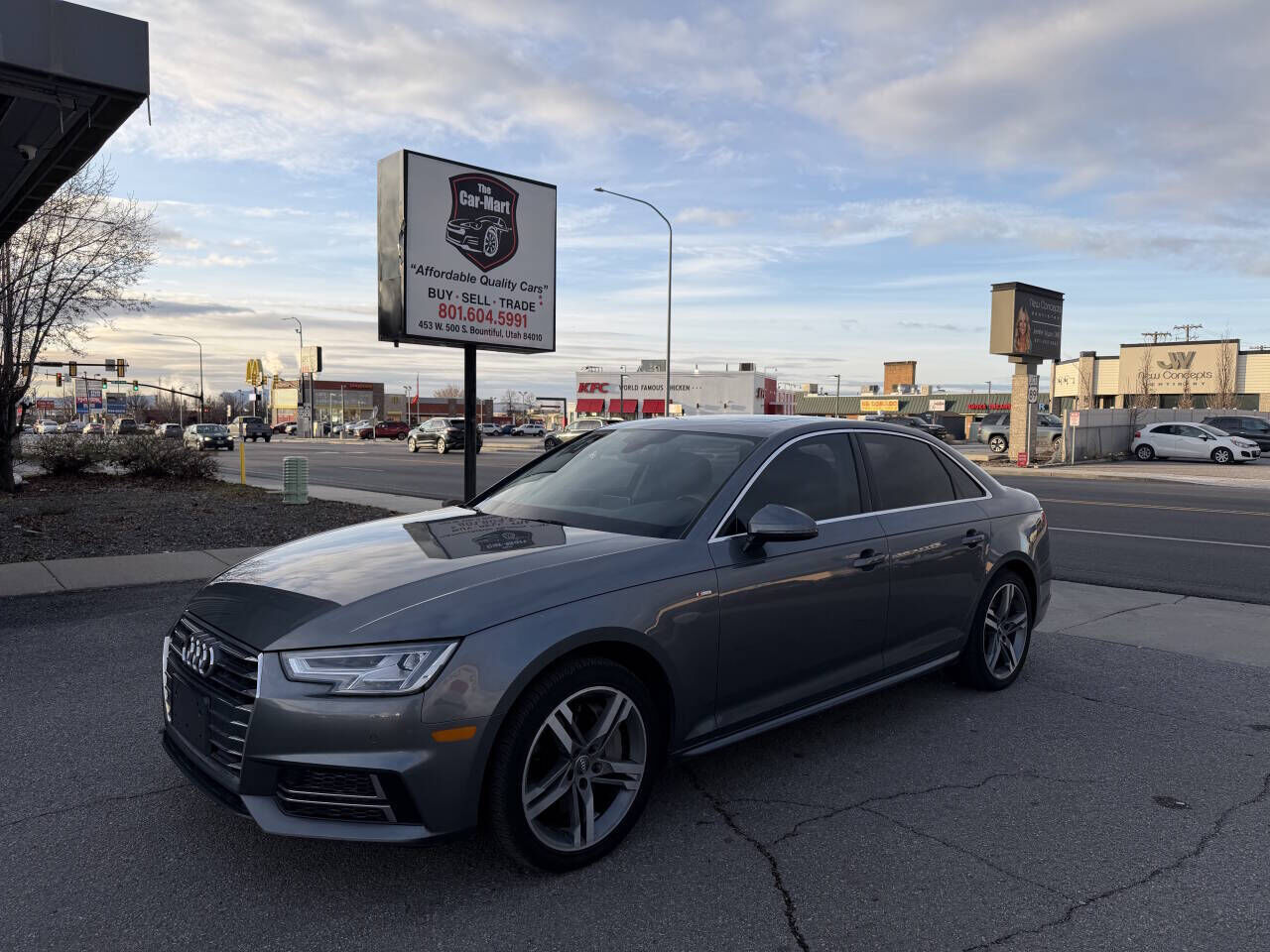 2017 Audi A4 2.0T quattro Premium Plus