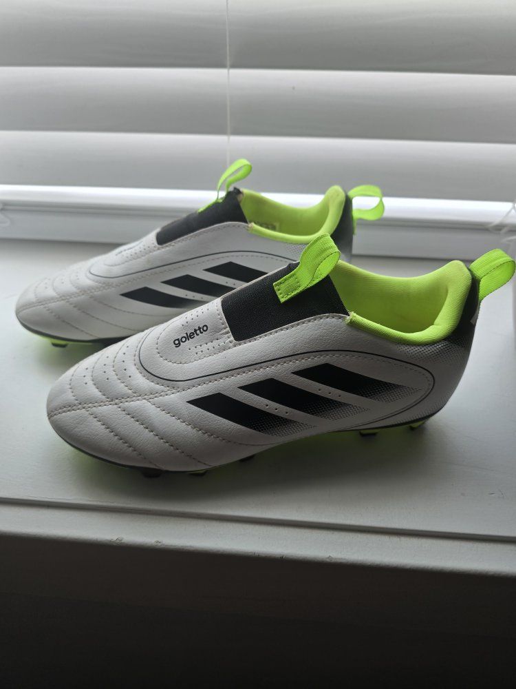 Adidas Goletto Laceless Soccer Cleat Boys Size 3
