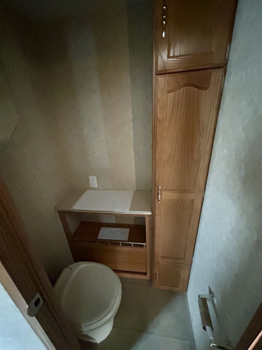 Main image 10