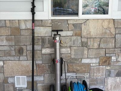 XERO Pro 30 Water Fed Pole and XERO Water Filtration System Bundle
