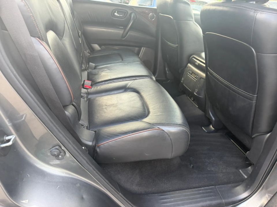 Main image 13