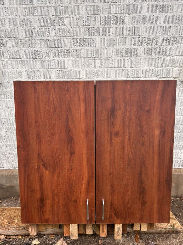 3 Upper Cabinets