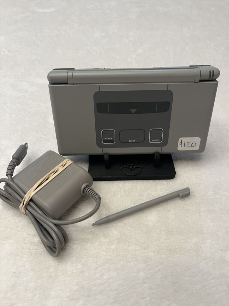 DS Lite w/Brand New SNES Shell