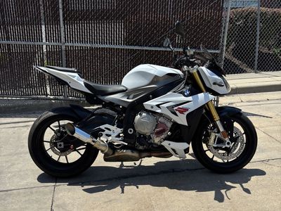 2015 BMW S1000R