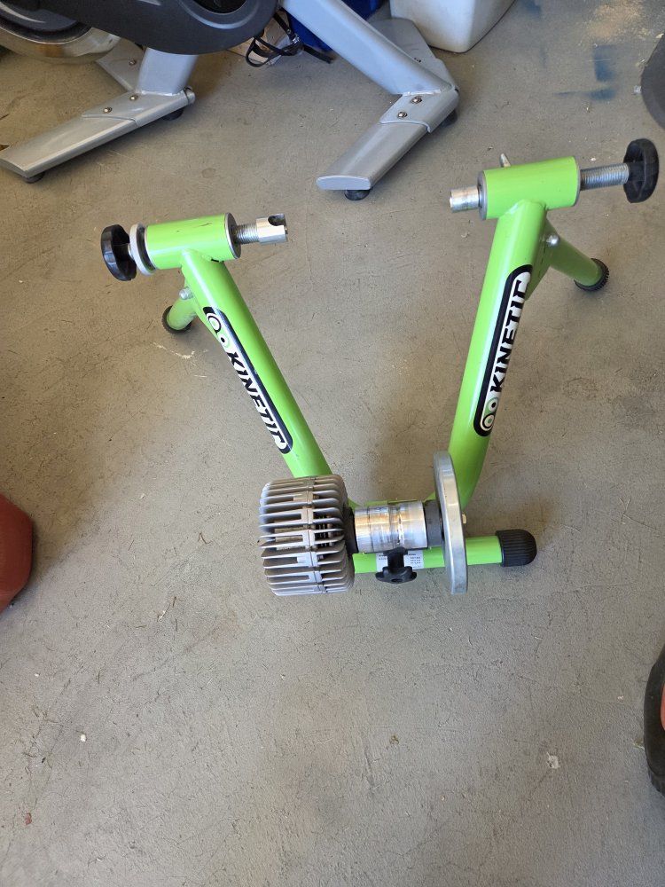 bike trainer kinetic by kurt 501