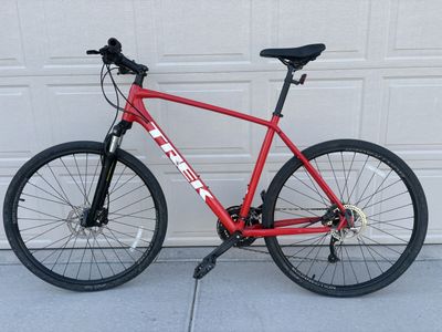 Trek Dual Sport 2 2022 XL Hybrid Bike – Parts Only – Frame Damage