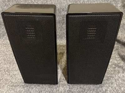 MartinLogan Motion 4 Bookshelf Speakers - Pair - Gloss Black