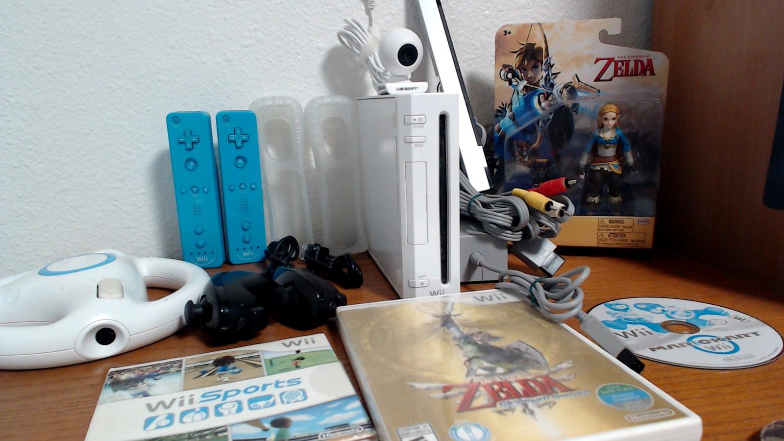 NINTENDO WII CONSOLE RVL-001 BUNDLE