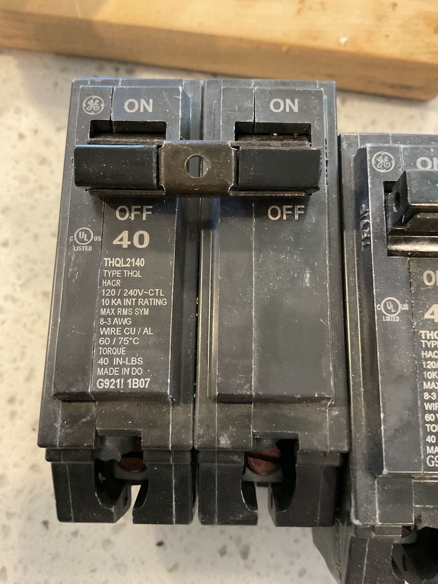 GE 40 Amp 2 Pole Circuit Breakers
