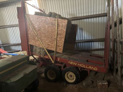 1032 bale wagon