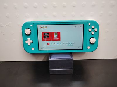 Nintnedo Switch Lite (HDH-001) Game System