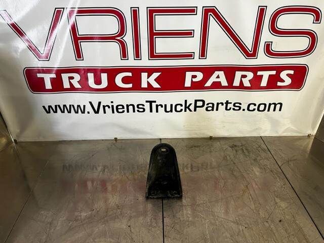 Peterbilt 389 Bracket