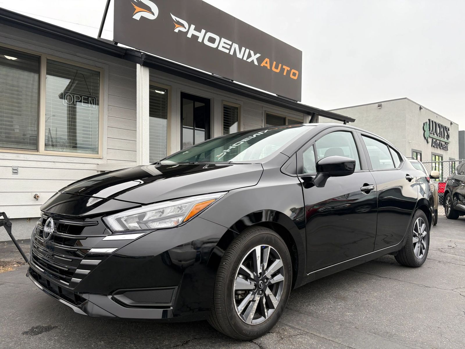 2025 NISSAN VERSA SV