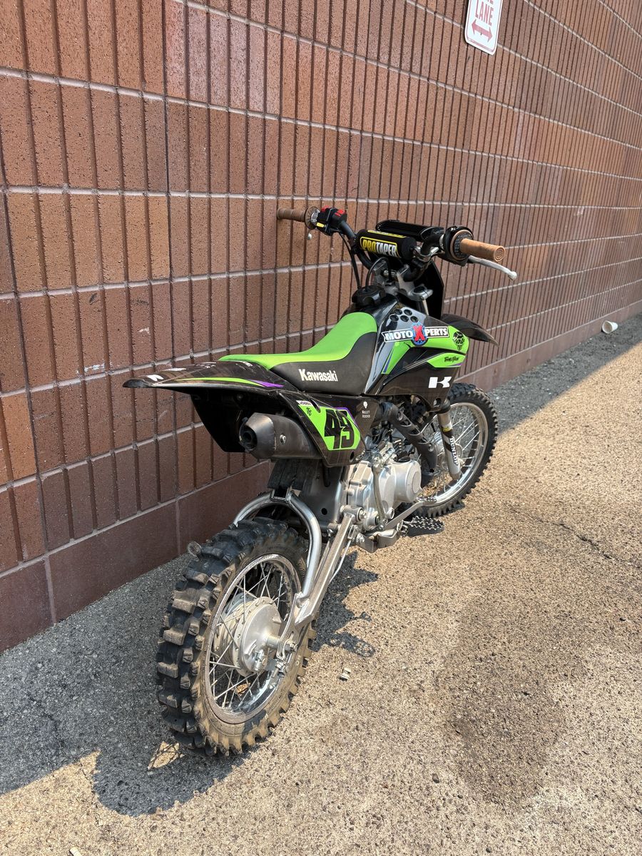 Main image 5