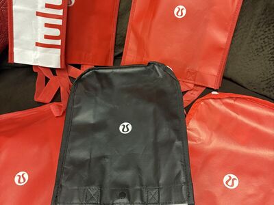 Lulu lemon bags