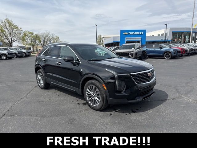2025 Cadillac XT4 Premium Luxury