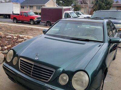 2001 MERCEDES-BENZ ECLASS E 320 4MATIC