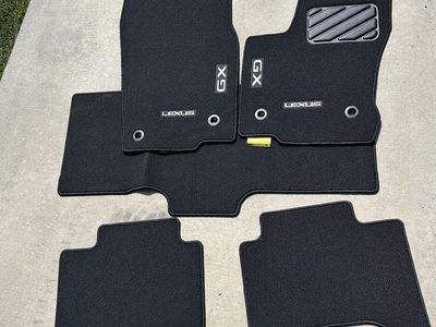 New Lexus GX550 carpet floor mats