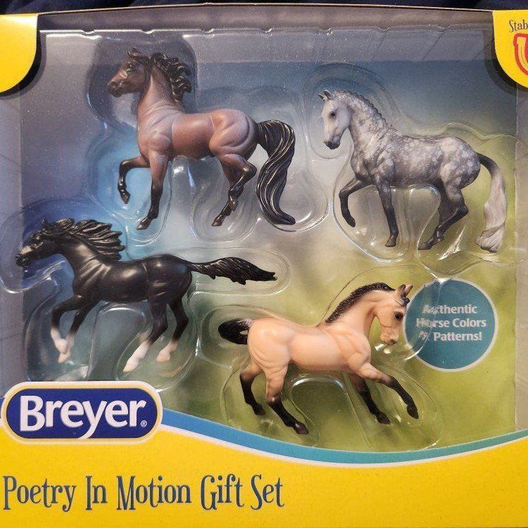 Breyer Stablemates "Poetry In Motion" Horse Gift Set - 4 Authentic Scale 1:32 Horse Figures