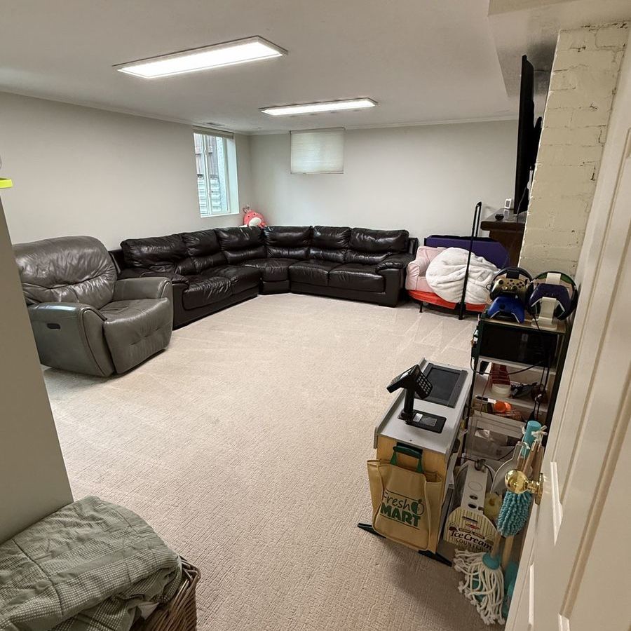 Brown sectional couch - Free