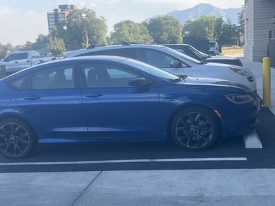 Blue Chrysler 200 Sedan