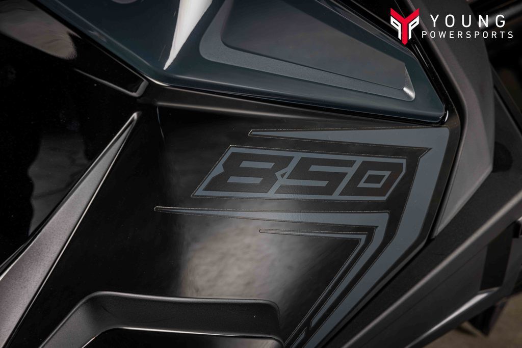 2026 Polaris® 850 RMK Khaos 146 Gloss Black / Blue Dusk