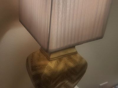 True Vintage Art Deco Lamp W/Bulb & Shade