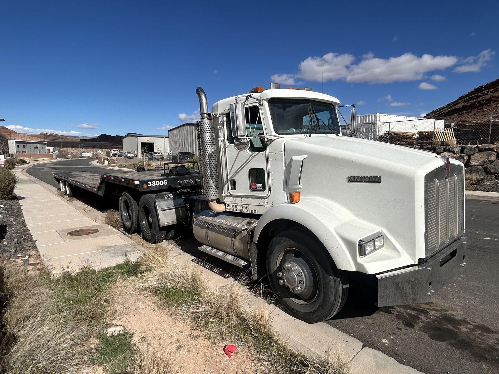 2006 Kenworth T800 Semi Truck